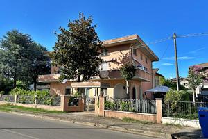 3 LOCALI A SAN GIOVANNI IN MARIGNANO