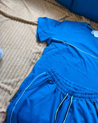 completo t-shirt e pantaloncini L.C