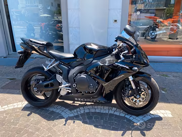 Honda CBR 1000 RR Fireblade - 2006