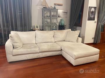 Divano con chaise-longue