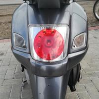 Piaggio vespa 200 L GT