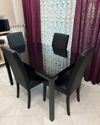 Tavolo allungabile in vetro nero 80x120 + 4 sedie