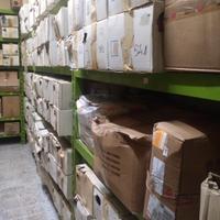 stock coni di filato da cucire cotone e poliestere