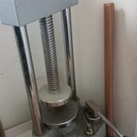 pressa per odontotecnico 