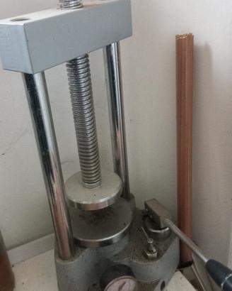 pressa per odontotecnico 