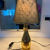 Lampade con bottiglie