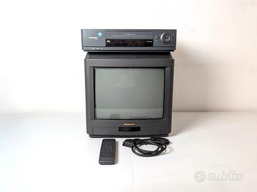 Televisione CRT + Videoregistratore VHS