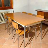 Tavolo + 6 sedie 
