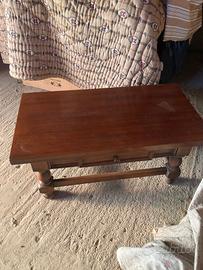 Tavolino da salotto in massello