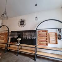 Mobili in ferro e legno