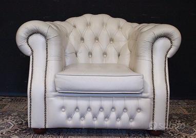 Poltrona Chesterfield club stondata pelle bianca