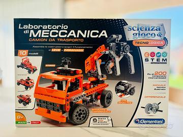 Laboratorio di meccanica Camion da trasporto