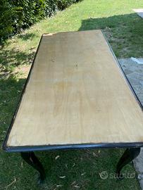 Tavolo in legno