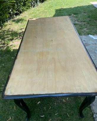 Tavolo in legno