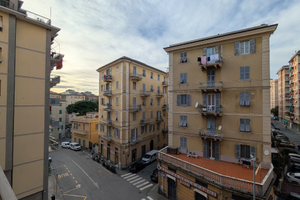 Appartamento a Sestri Ponente arredato