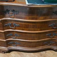 cassettiera in legno d'epoca