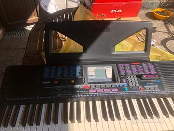 Pianola tastiera yamaha psr-230