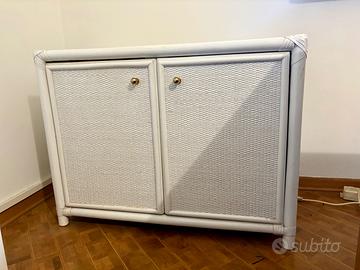 Armadio in vimini bianco