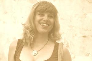 Interprete e insegnante per gestione o