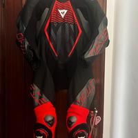 tuta moto Dainese