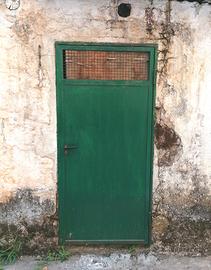 Porta in ferro con serratura 