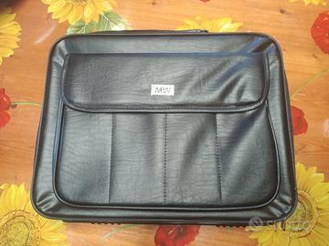 BORSA  NOTEBOOK NETBOOK ECO PELLE 15.4" + TRACOLL