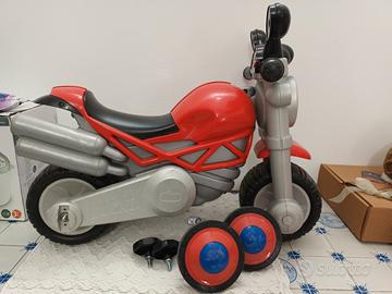 Moto ducati giocattolo