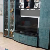 Cucina,divano,ingresso e soggiorno