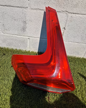 Volvo V40 2012-2019 Fanale posteriore sx led