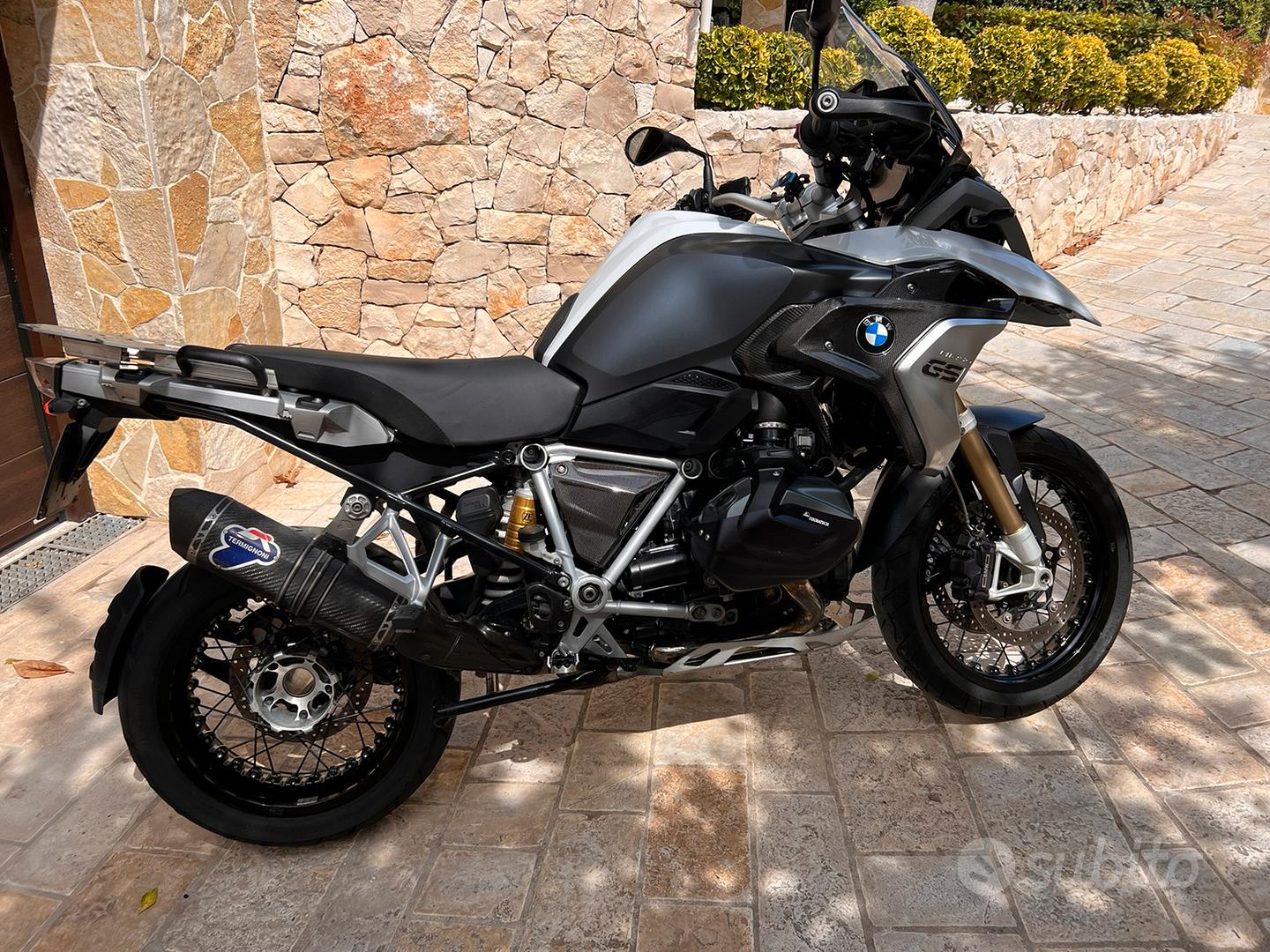 Bmw r 1250 gs - 4 pacchetti + 3 valigie alluminio - Moto e Scooter In  vendita a Brindisi