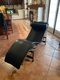Chaise Longue Le Corbusier
