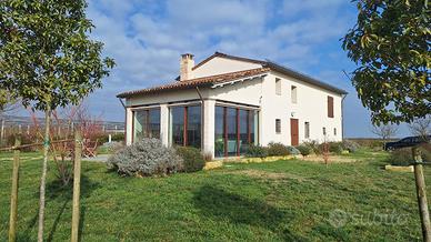 Villa da rivista in campagna