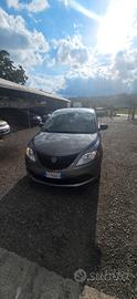 Lancia Ypsilon 1.2 69 CV 5 porte S&S Gold