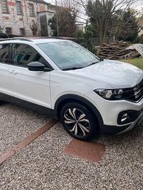 Volkwagen  T-Cross  style 1.0 tsi  110cv  02/2024