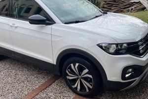 Volkwagen  T-Cross  style 1.0 tsi  110cv  02/2024