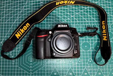 Nikon D7100 corpo, pari al nuovo, 21k scatti
