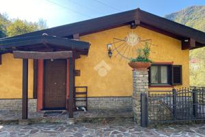 CASA INDIPENDENTE A MONTOGGIO