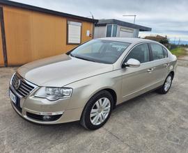 Volkswagen Passat 2.0 16V FSI Highline automatico