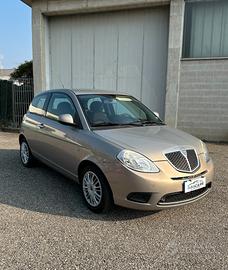 Lancia Ypsilon 1.2 44kW ORO *116.000 Km*Neopatenta