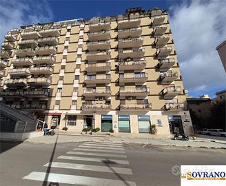 VIALE LAZIO: ATTICO E SUPERATTICO CON TERRAZZO