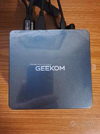 MINI PC GEEKOM I7 32GB RAM 1TB