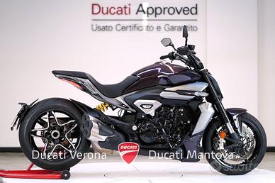 Ducati XDiavel V4 solo 1.401 km IVA esposta