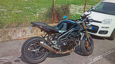 Triumph Speed Triple 1050