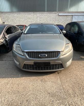 FORD MONDEO 2.0 TD 2011 PER RICAMBI