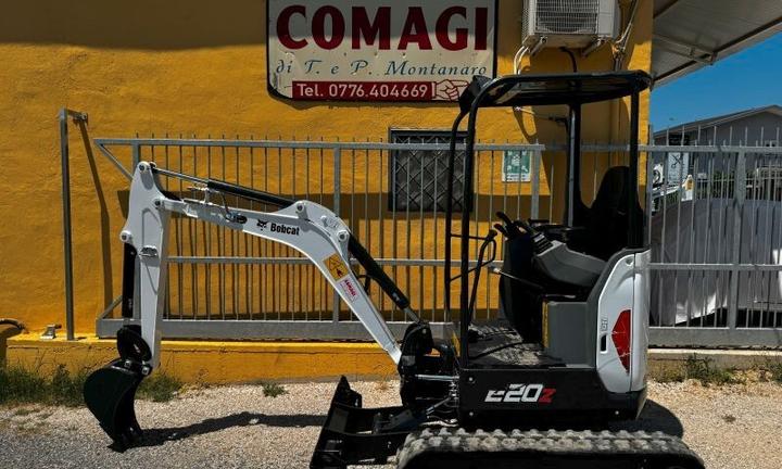 MINIESCAVATORE BOBCAT E20Z CARRO VARIABILE 2020