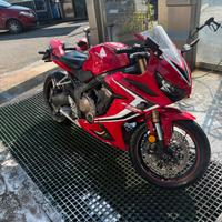 Honda CBR 650 R