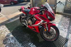 Honda CBR 650 R