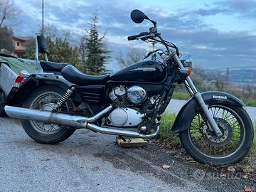 125 - Honda Shadow 125