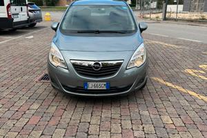 Opel meriva 2011 1.3