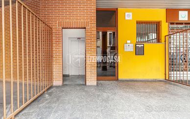 Box a Milano Via Emilio Broglio 1 locali